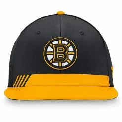 Men's Fanatics Branded Black/Gold Boston Bruins Pro Locker Room Snapback Hat 4 Men's Fanatics Branded Black/Gold Boston Bruins Pro Locker Room Snapback Hat -Metaverse shop unnamed file 18558