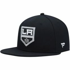 Men's Fanatics Branded Black Los Angeles Kings Core Primary Logo Fitted Hat